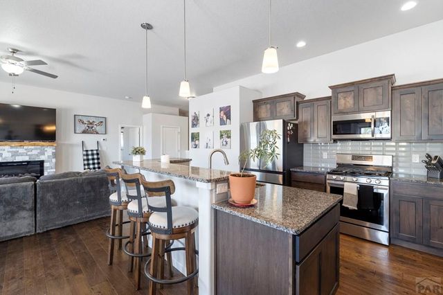 926 S Monterosa Dr, Pueblo West, CO 81007