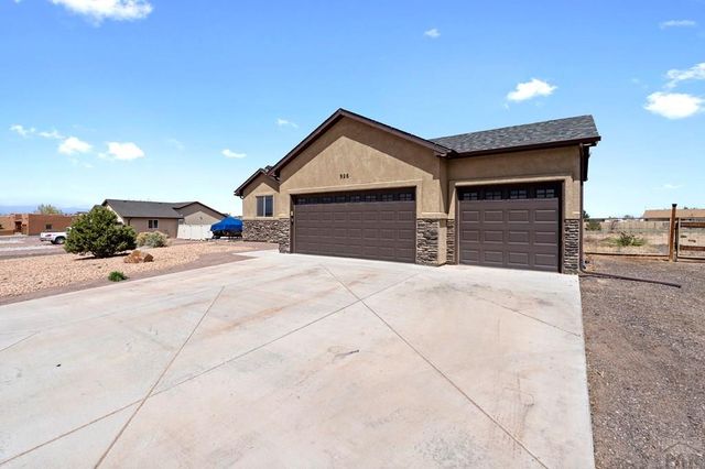 926 S Monterosa Dr, Pueblo West, CO 81007