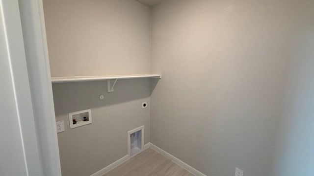 321 GALLANT MAN Court, Granbury, TX 76049