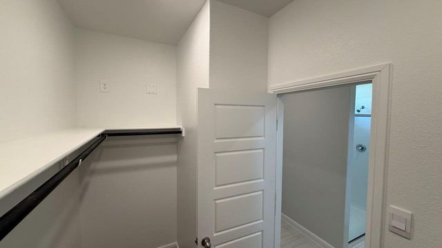 321 GALLANT MAN Court, Granbury, TX 76049