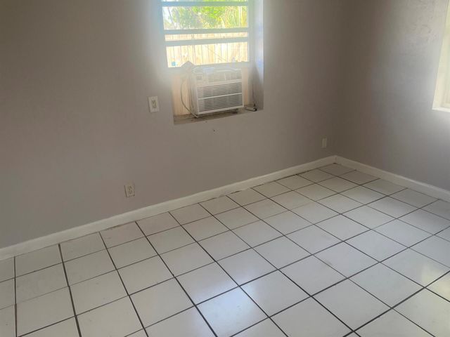 2025 Delphia Street, West Palm Beach, FL 33401