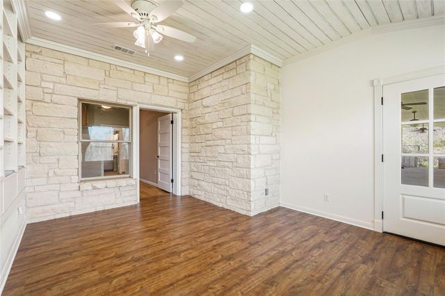 41712 Harpers Church Road, Hempstead, TX 77445