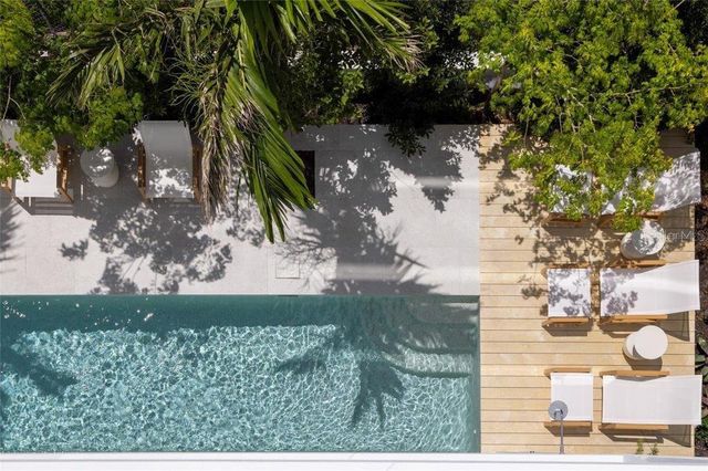 509 GOLDEN GATE POINT 3, Sarasota, FL 34236