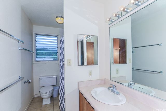 1647 Ala Amoamo Street, Honolulu, HI 96819