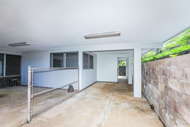 1647 Ala Amoamo Street, Honolulu, HI 96819