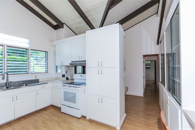 1647 Ala Amoamo Street, Honolulu, HI 96819