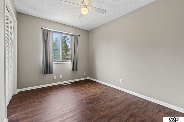 13518 Washington Circle, Omaha, NE 68137