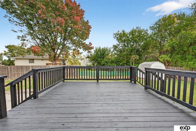 13518 Washington Circle, Omaha, NE 68137