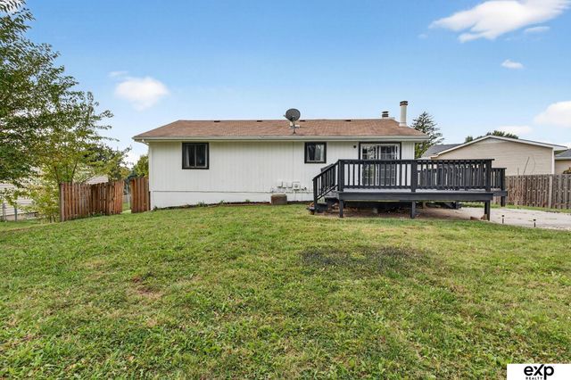 13518 Washington Circle, Omaha, NE 68137