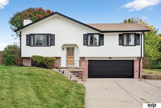13518 Washington Circle, Omaha, NE 68137