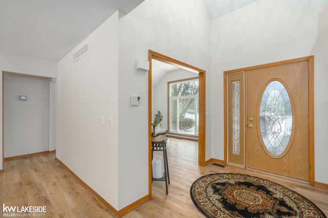 52531 Lasalle Drive, Shelby Twp, MI 48315