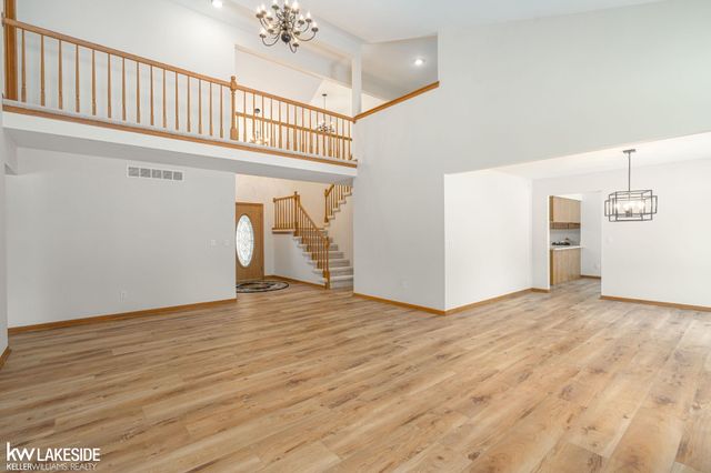 52531 Lasalle Drive, Shelby Twp, MI 48315