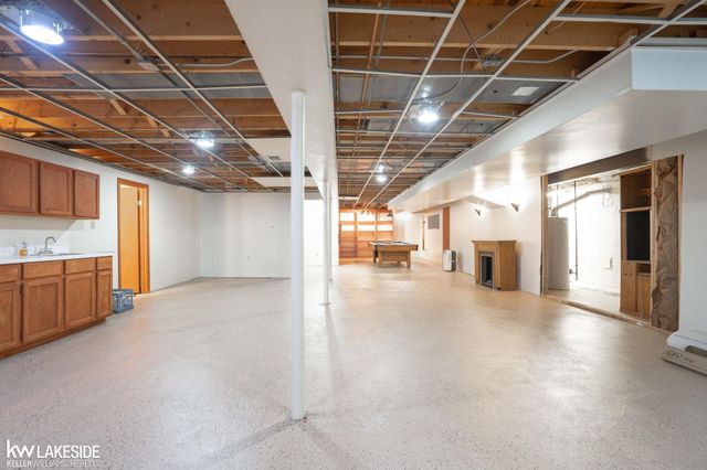 52531 Lasalle Drive, Shelby Twp, MI 48315