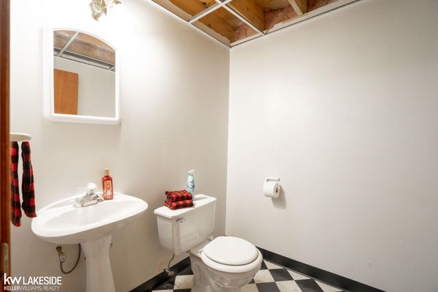 52531 Lasalle Drive, Shelby Twp, MI 48315