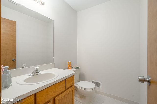 52531 Lasalle Drive, Shelby Twp, MI 48315