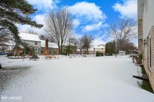 52531 Lasalle Drive, Shelby Twp, MI 48315