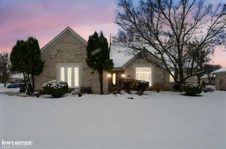 52531 Lasalle Drive, Shelby Twp, MI 48315