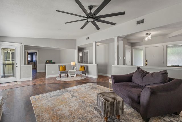 2248 Dorrington Drive, Dallas, TX 75228