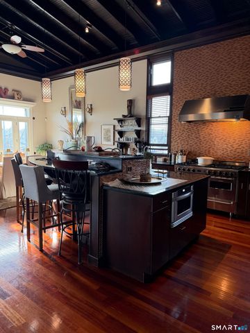 9-11 River Street 3, Milford, CT 06460