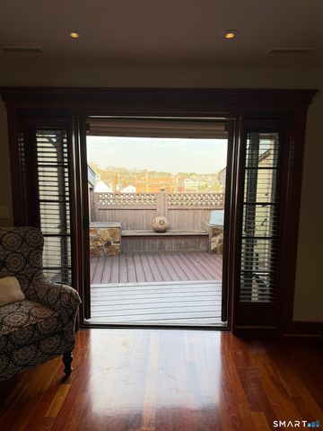 9-11 River Street 3, Milford, CT 06460