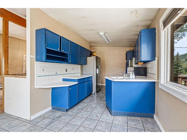 27876 Lupine Dr, Evergreen, CO 80439