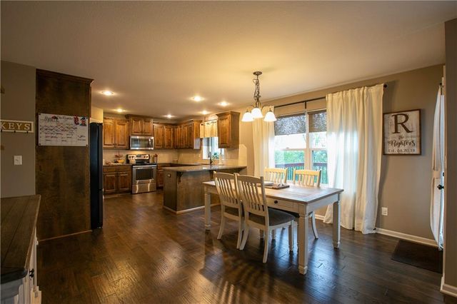 1925 S 47th Terrace, Kansas City, KS 66106
