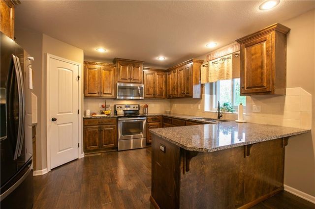 1925 S 47th Terrace, Kansas City, KS 66106