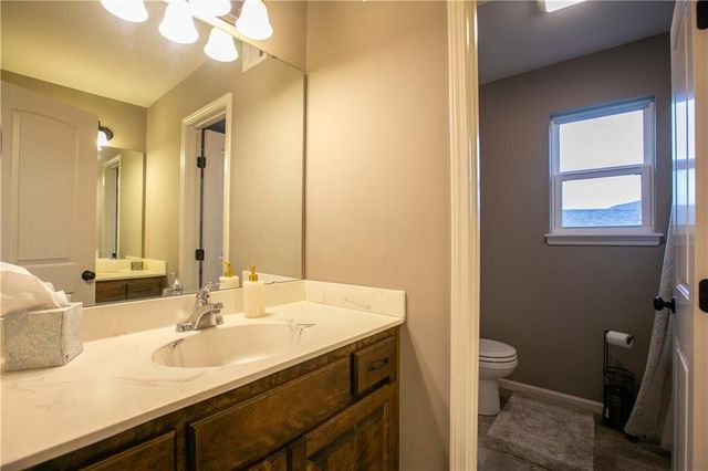 1925 S 47th Terrace, Kansas City, KS 66106