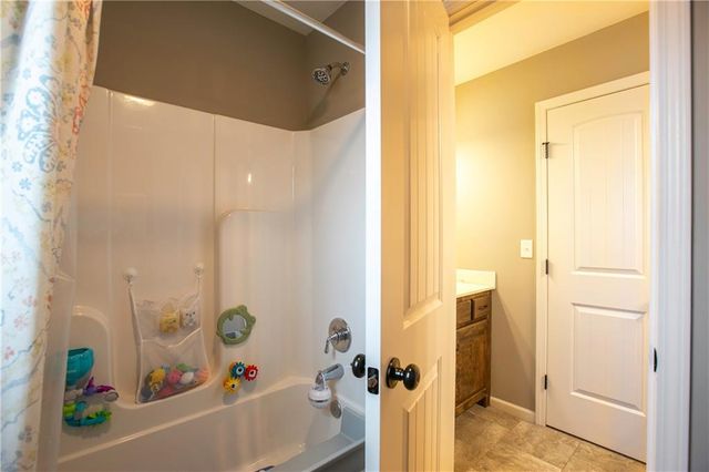 1925 S 47th Terrace, Kansas City, KS 66106
