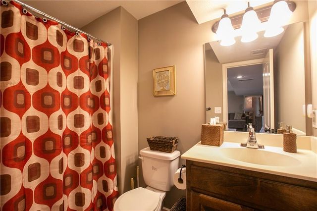 1925 S 47th Terrace, Kansas City, KS 66106