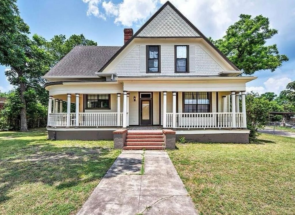 1220 18th Street N, Waco, TX 76707