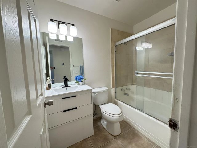 1531 View Pointe, Escondido, CA 92027