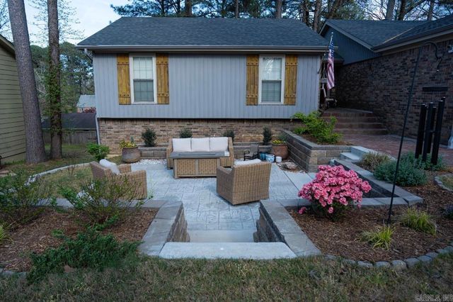 13013 Lemoncrest Ln, Little Rock, AR 72210