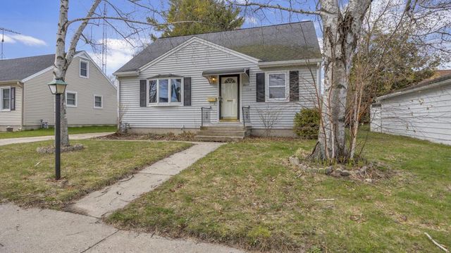 1118 Wilson AVENUE, Sheboygan, WI 53081