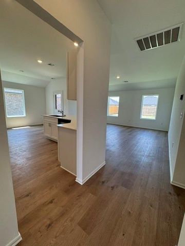 16217 Maroon Drive, Piedmont, OK 73078