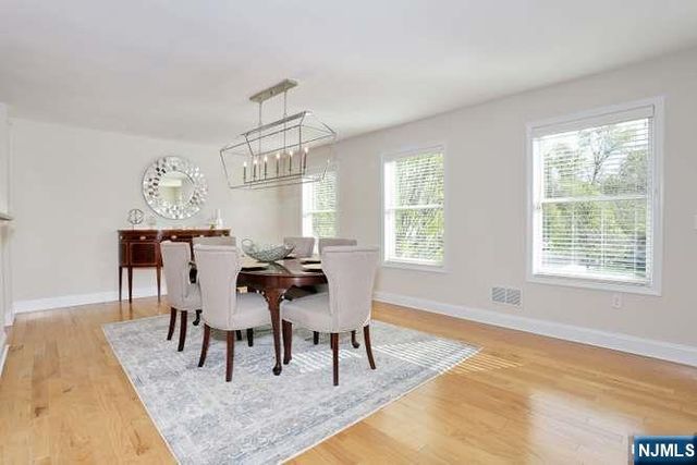 802 Whitney Lane, Allendale, NJ 07401