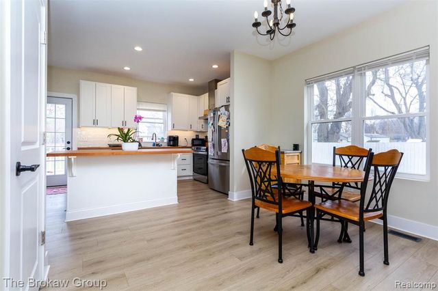 538 S Elm Street, Lapeer, MI 48446