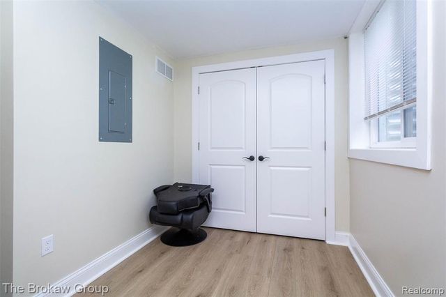 538 S Elm Street, Lapeer, MI 48446