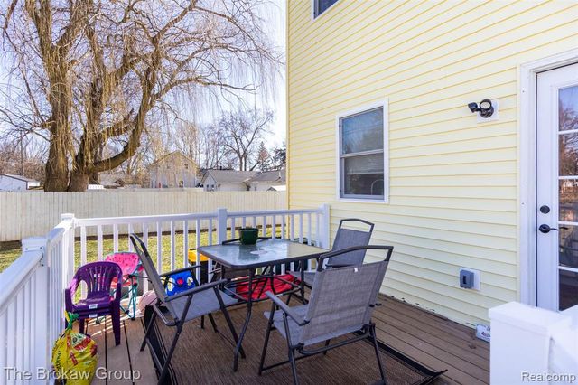 538 S Elm Street, Lapeer, MI 48446