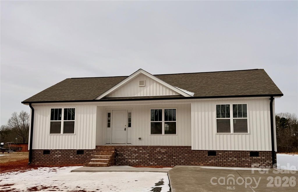 900 Dunns Mountain Church Road, Salisbury, NC 28146