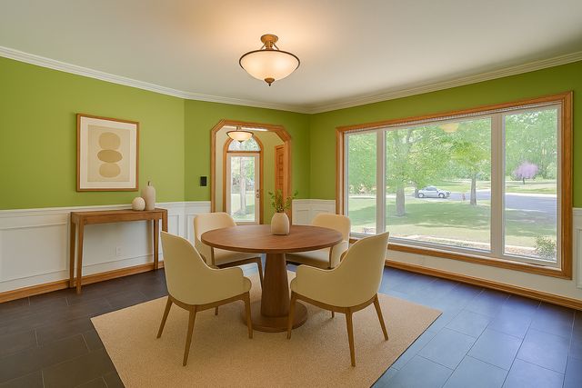 8973 Knoble Court, Eden Prairie, MN 55347