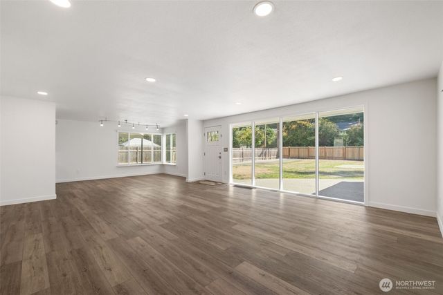 12600 Nyanza Road SW, Lakewood, WA 98499