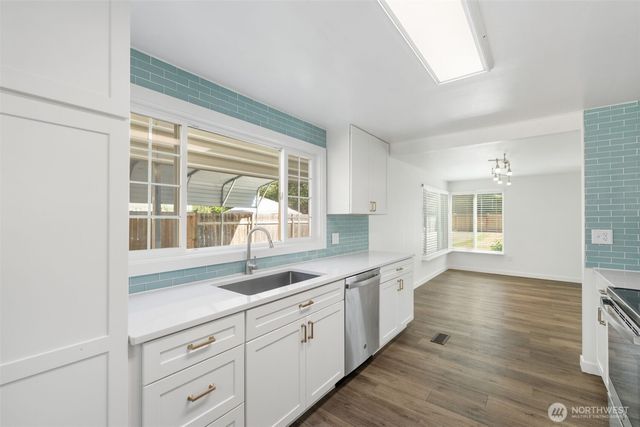 12600 Nyanza Road SW, Lakewood, WA 98499