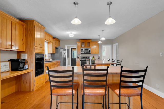 6933 Winchester Hwy, Winchester, TN 37398