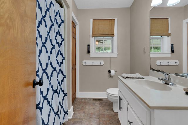 6933 Winchester Hwy, Winchester, TN 37398