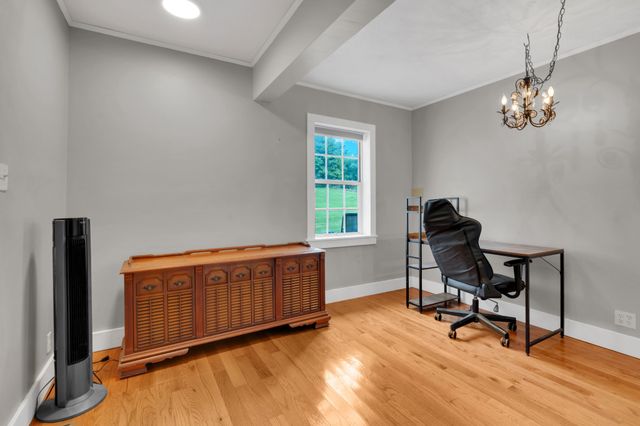 6933 Winchester Hwy, Winchester, TN 37398