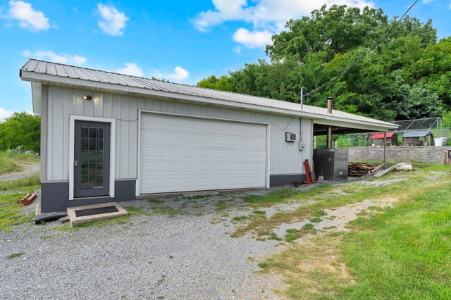 6933 Winchester Hwy, Winchester, TN 37398