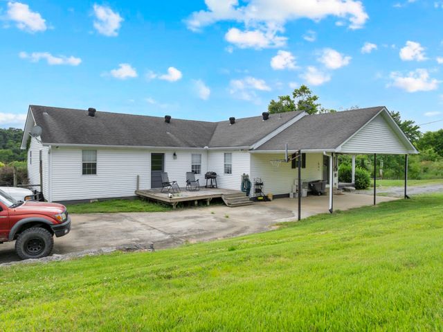 6933 Winchester Hwy, Winchester, TN 37398