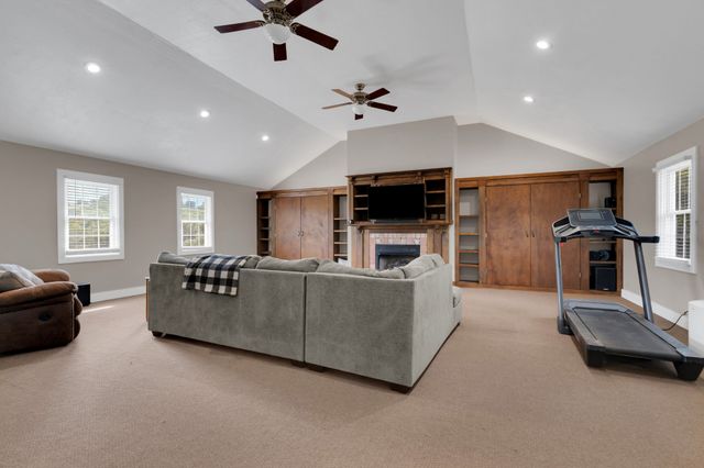6933 Winchester Hwy, Winchester, TN 37398