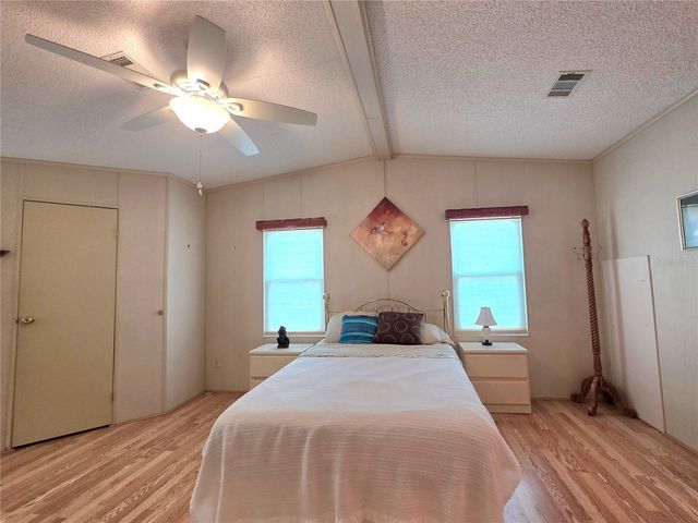 5654 ARROWHEAD DRIVE, Zephyrhills, FL 33542